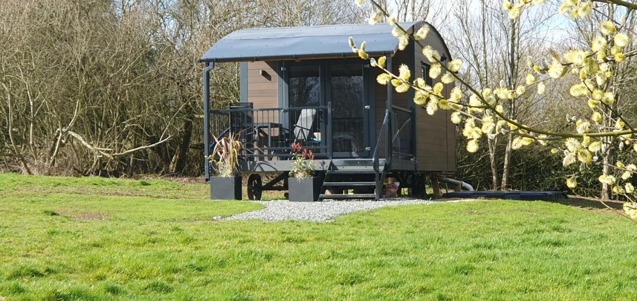 Peppercorn Pod At Beck House Glamping Hotel Salmonby Bagian luar foto