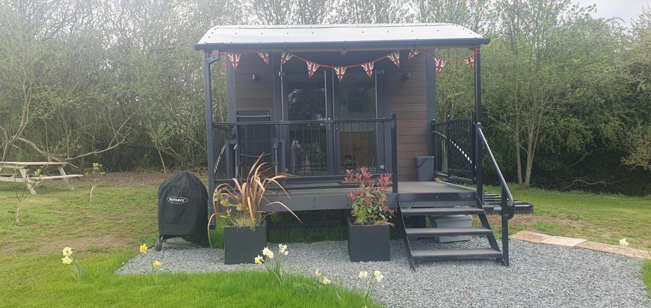 Peppercorn Pod At Beck House Glamping Hotel Salmonby Bagian luar foto