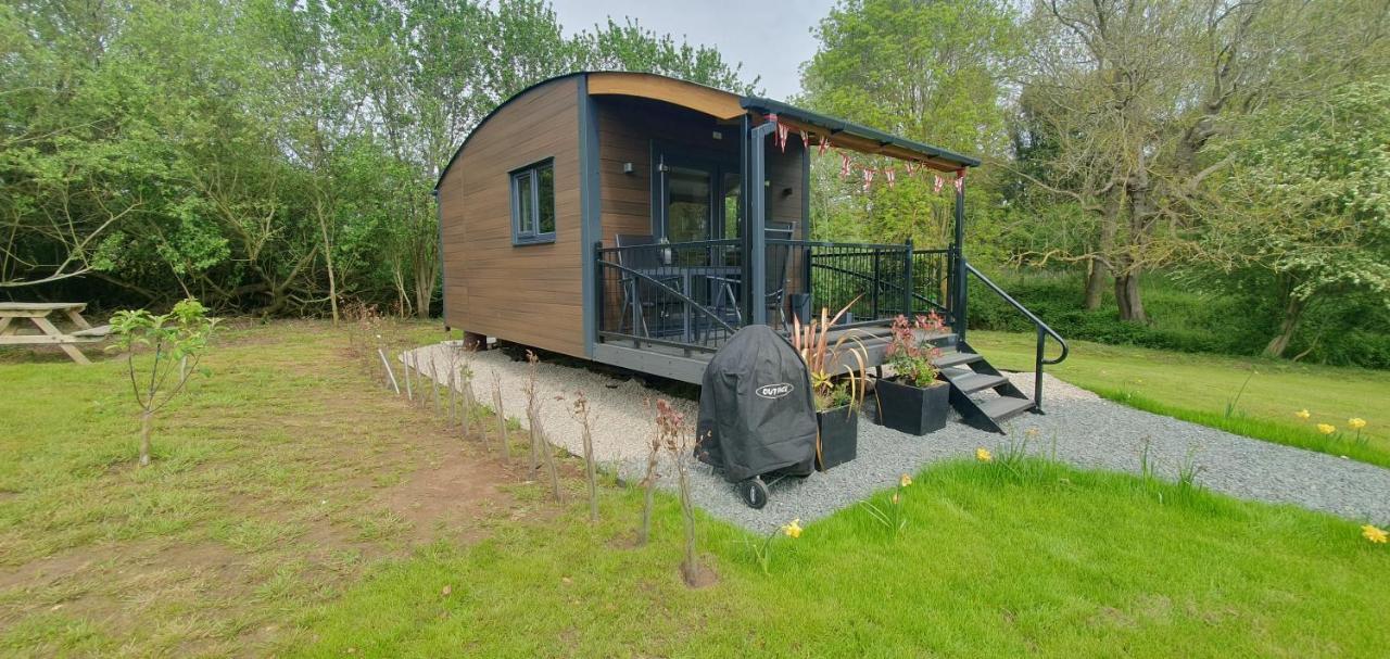 Peppercorn Pod At Beck House Glamping Hotel Salmonby Bagian luar foto