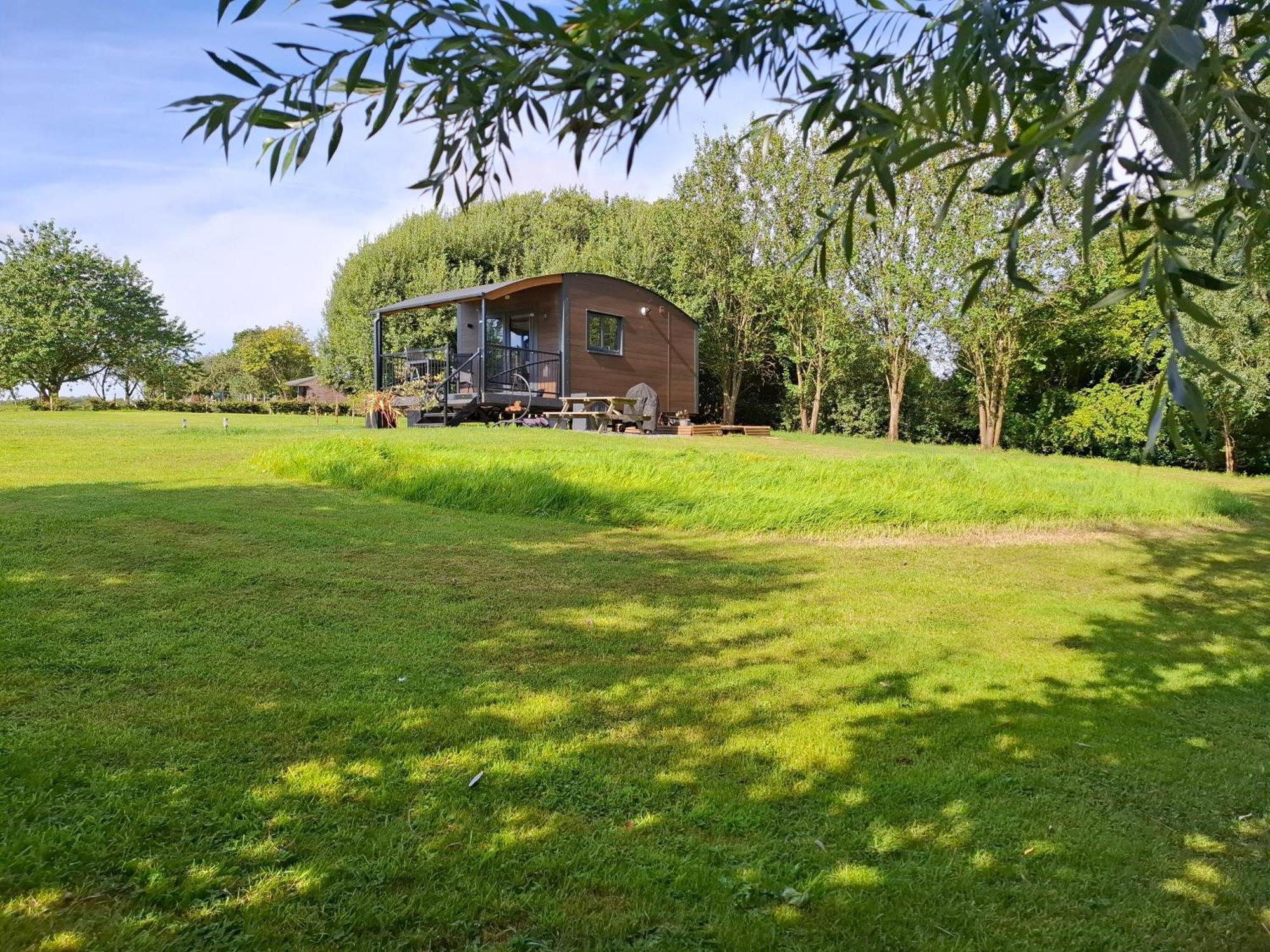 Peppercorn Pod At Beck House Glamping Hotel Salmonby Bagian luar foto