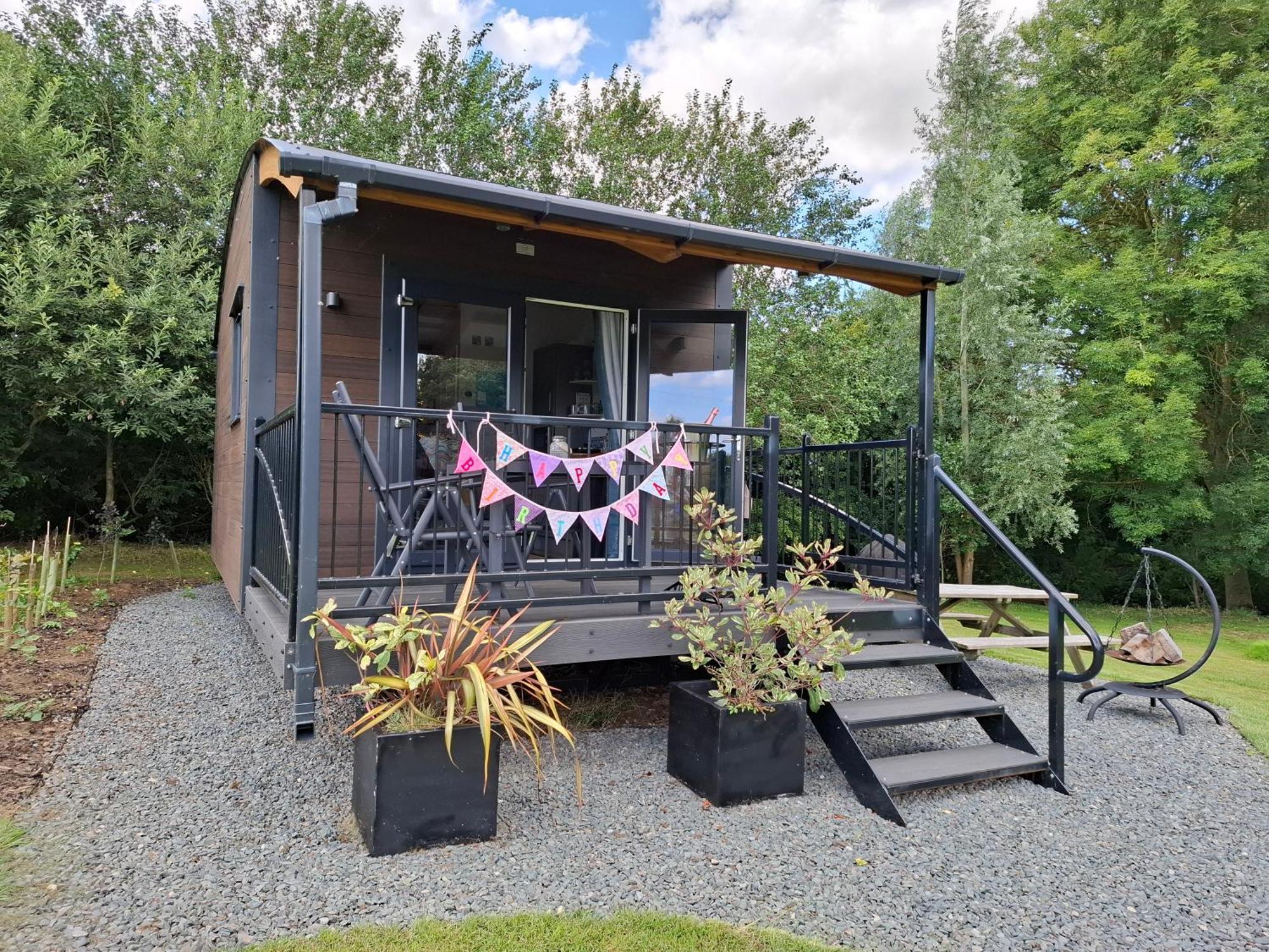 Peppercorn Pod At Beck House Glamping Hotel Salmonby Bagian luar foto